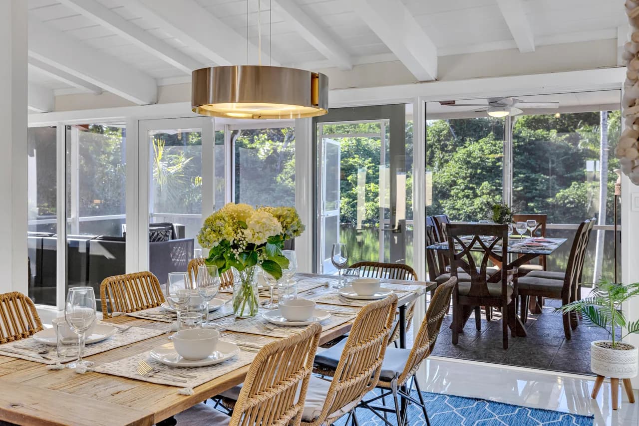 Waterfront Seven Bedroom Residence in Soroka Shores, photo 3