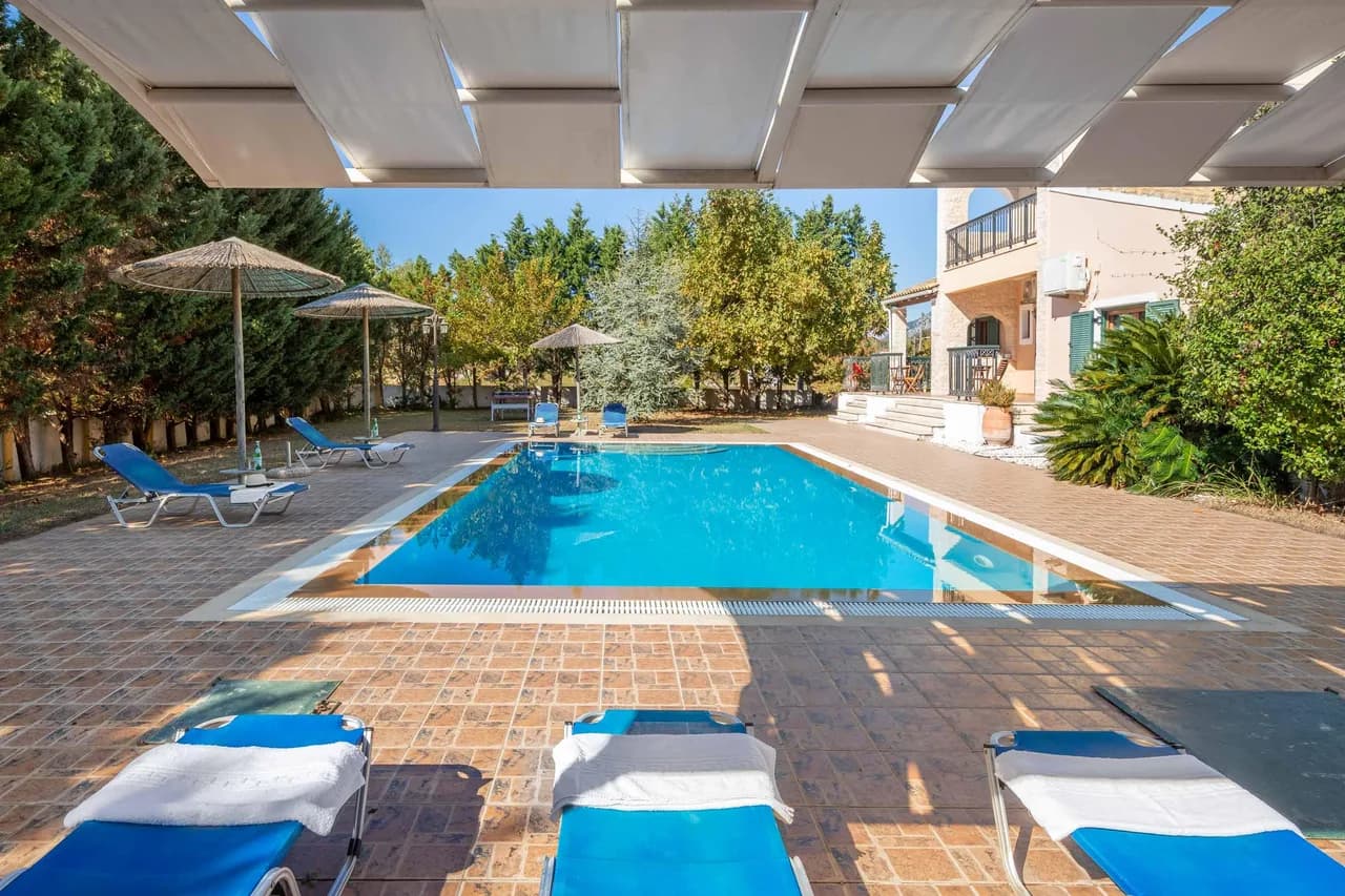 Secluded Beachside Villa in Chalikounas, Corfu, Foto 2
