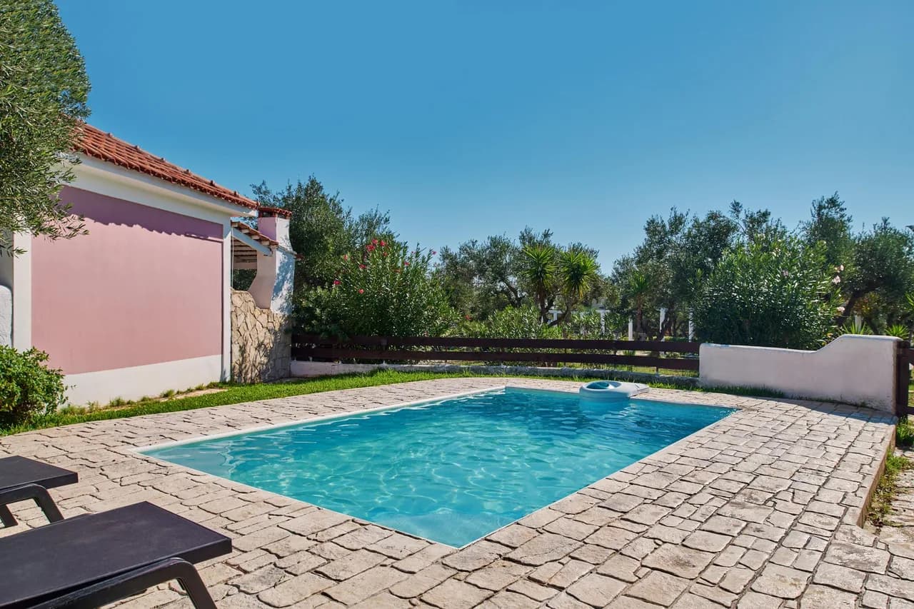 Cozy Two-Bedroom Villa in Porto Roma, Foto 3