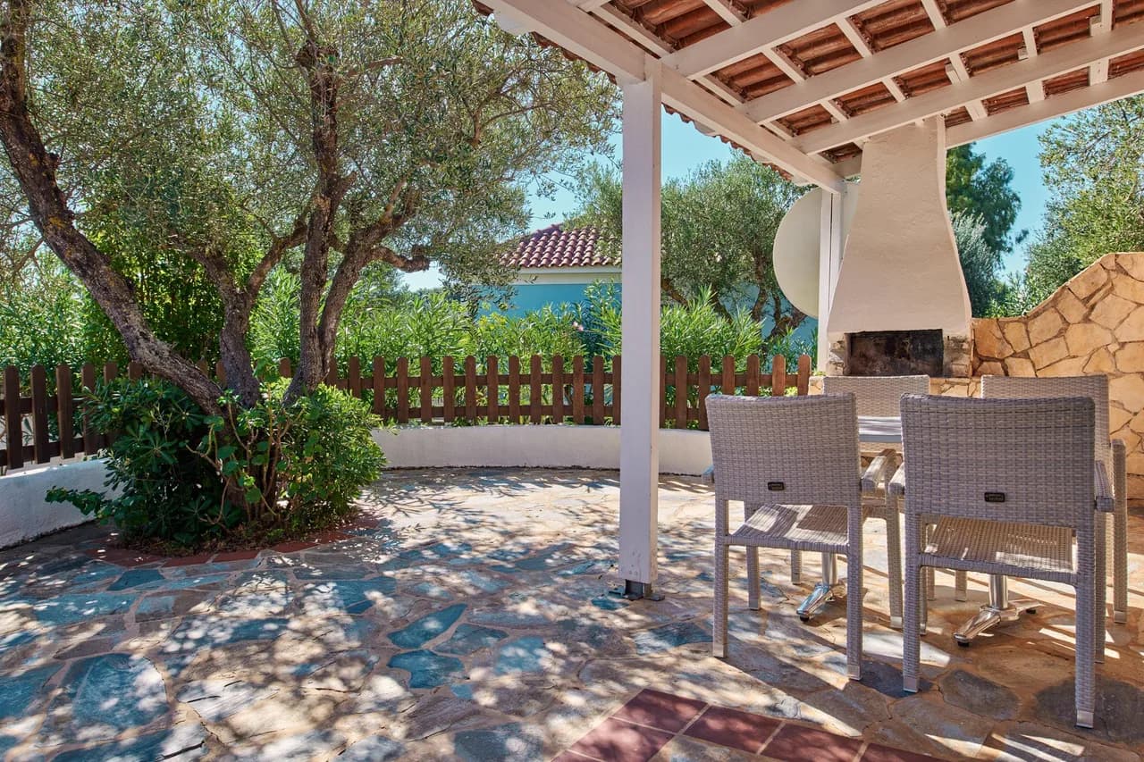 Cozy Two-Bedroom Villa in Porto Roma, Foto 4