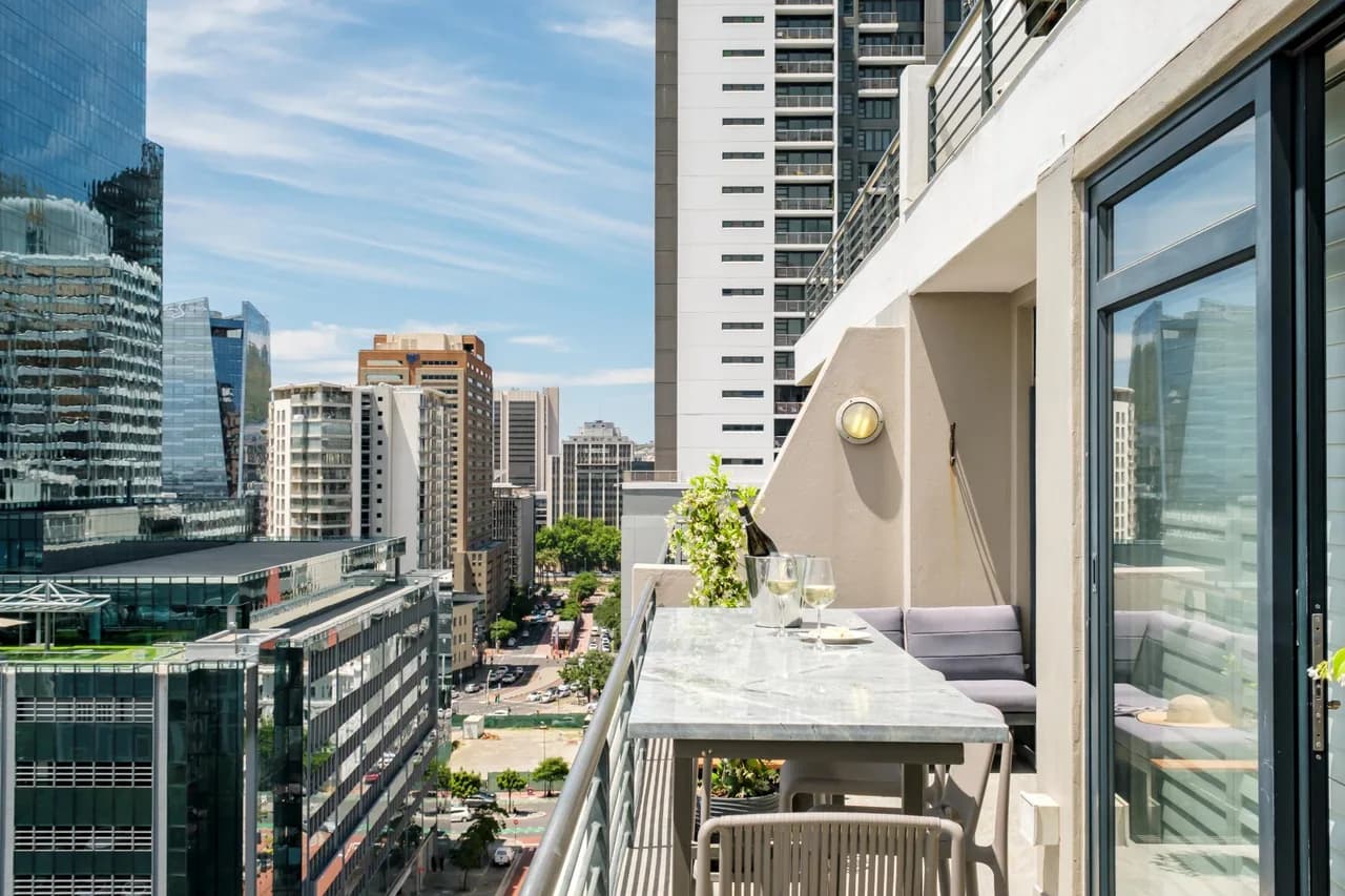Deluxe City Apartment with Hafen Views in Cape Town, Foto 3