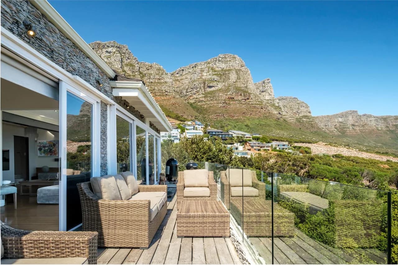 Sea View Four Bedroom Home in Camps Bay, Cape Town, Foto 4