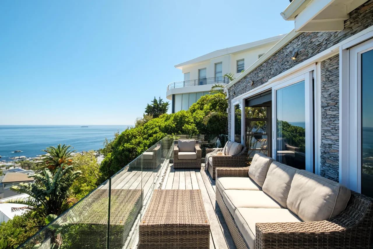 Sea View Four Bedroom Home in Camps Bay, Cape Town, Foto 5