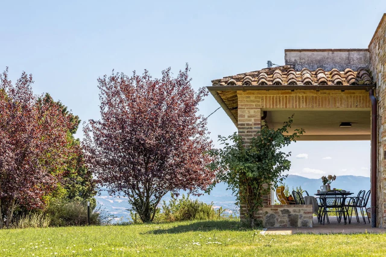 Centrally Located Four Bedroom Apartment in San Venanzo, Foto 3