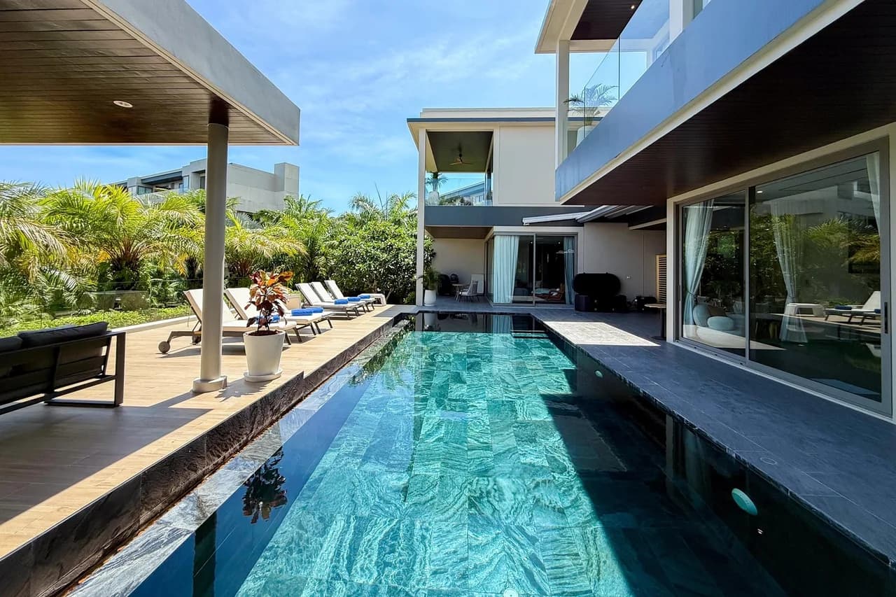 Sea View Five Bedroom Villa in Phuket photo 2
