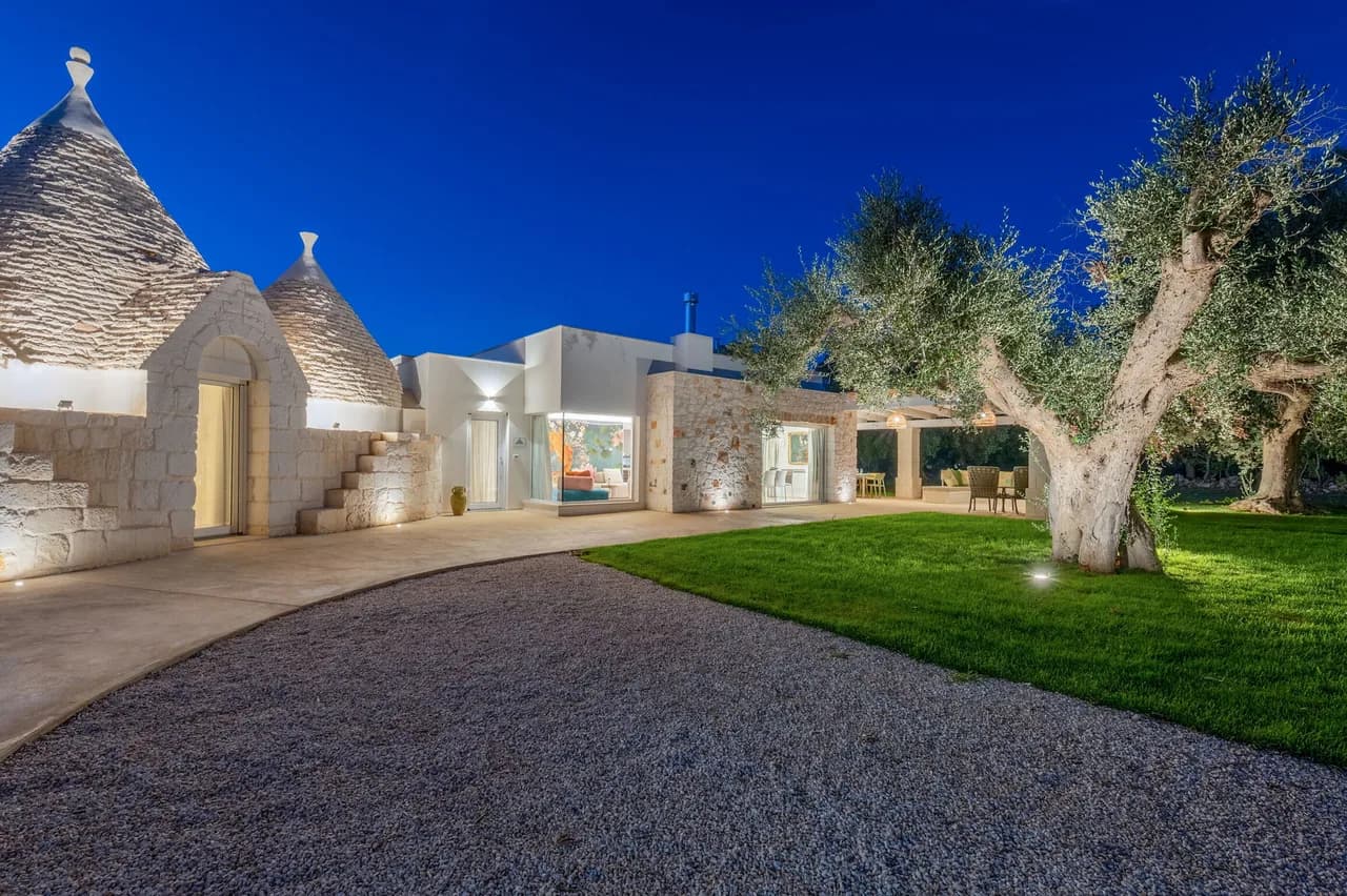 Traditional Trullo Villa in Puglia photo 3