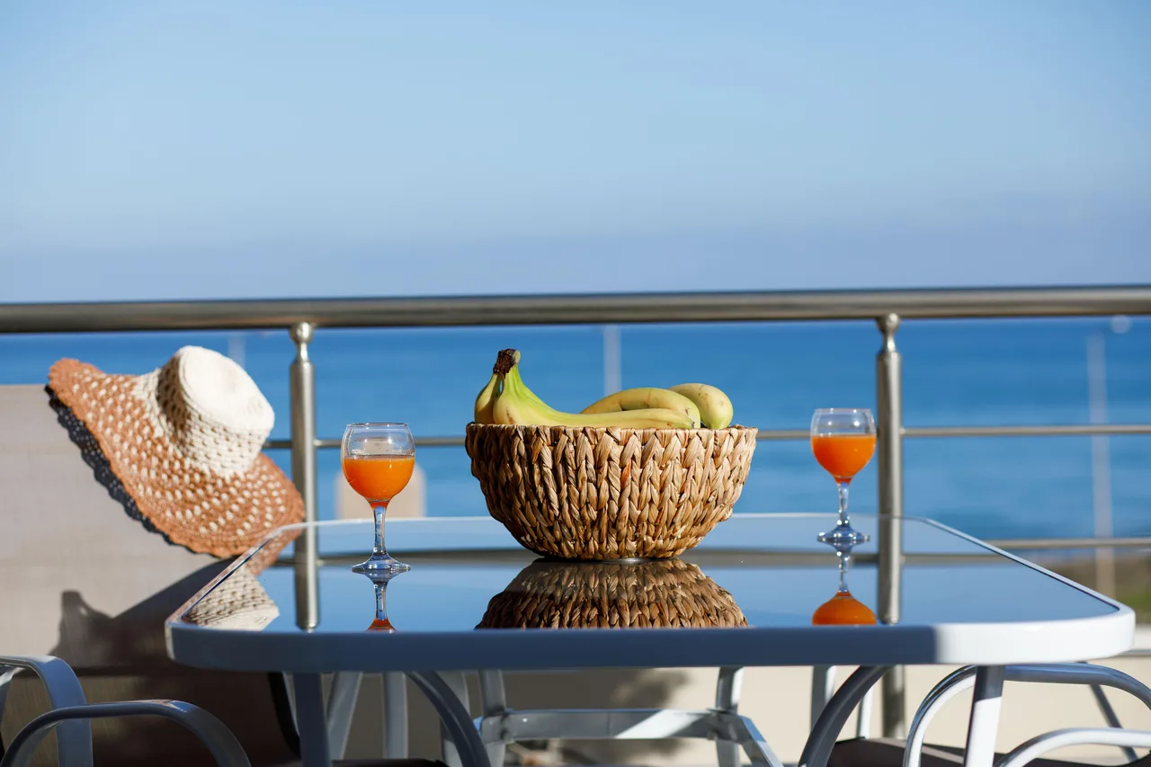 Green – A Seaside Escape with Mesmerizing Views photo 3