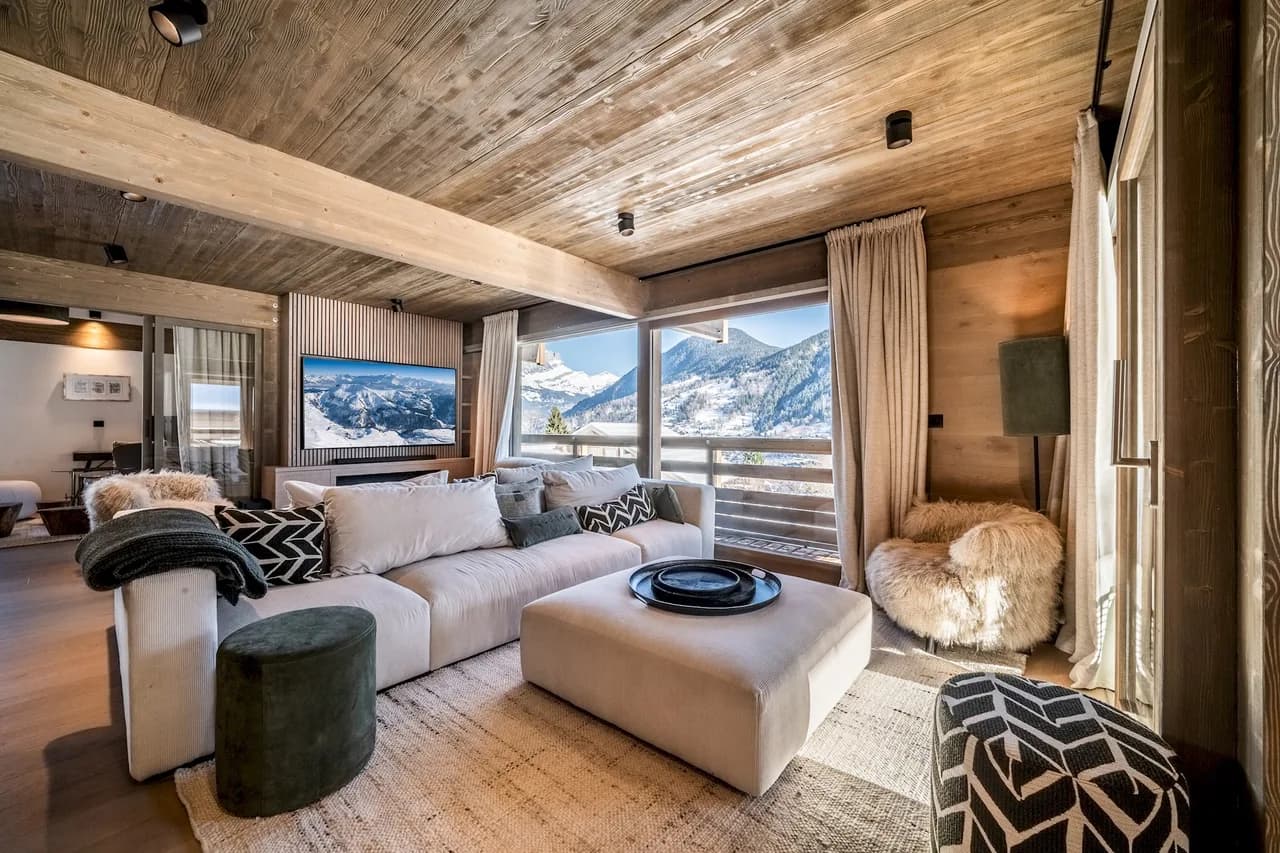 Elegant Five-Bedroom Chalet in Saint-Gervais photo 2