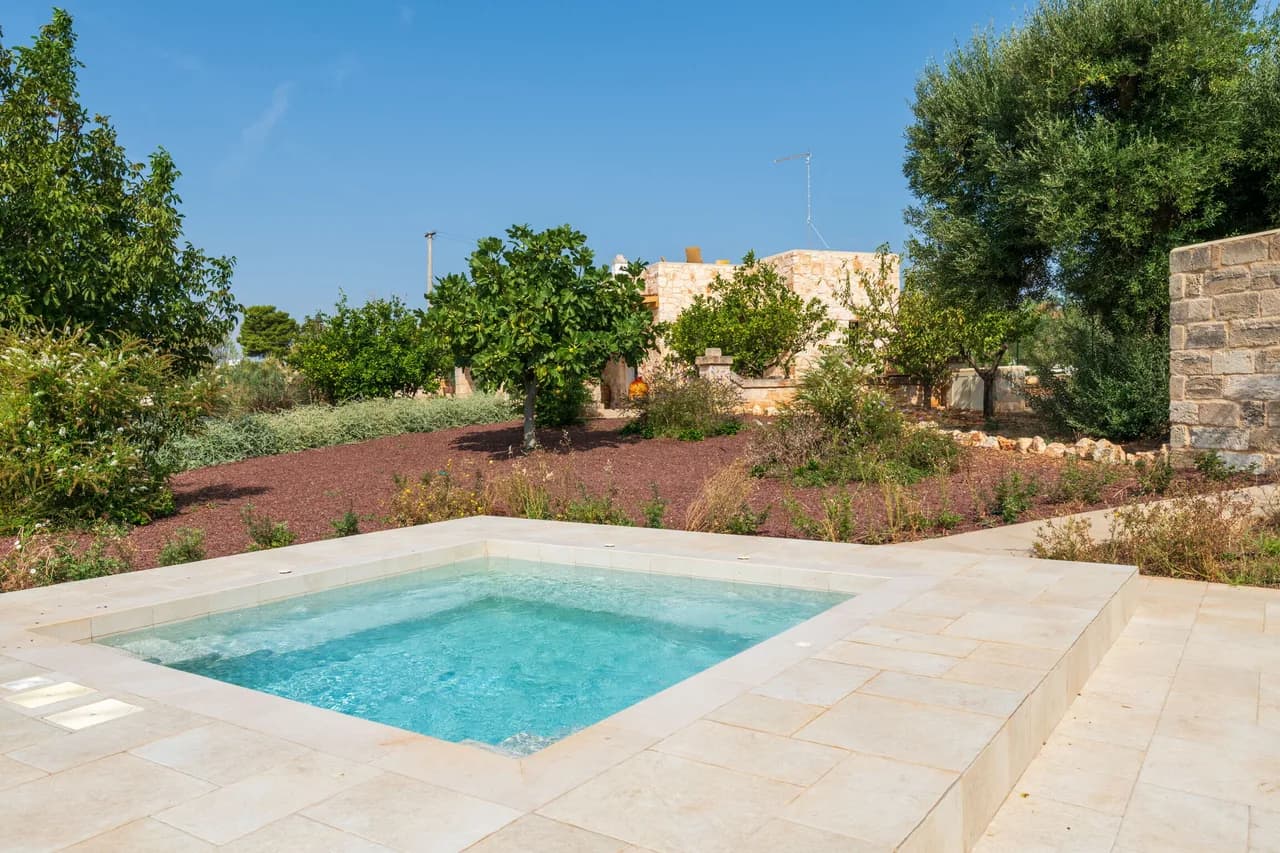 Tranquil Three Bedroom Villa in Puglia photo 4
