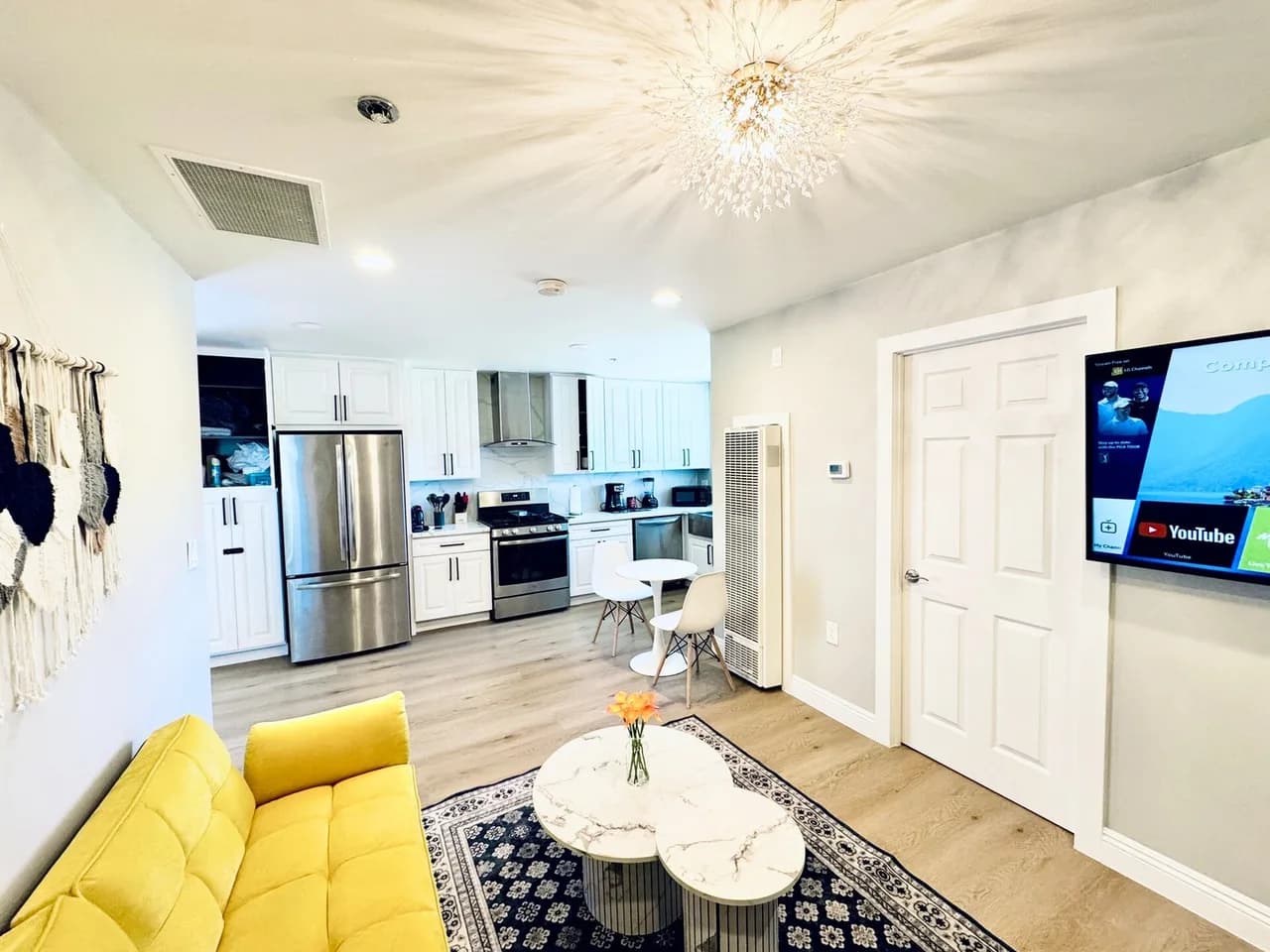 Rogers Rd 3BR 2BA | Near Downtown San Diego photo 3