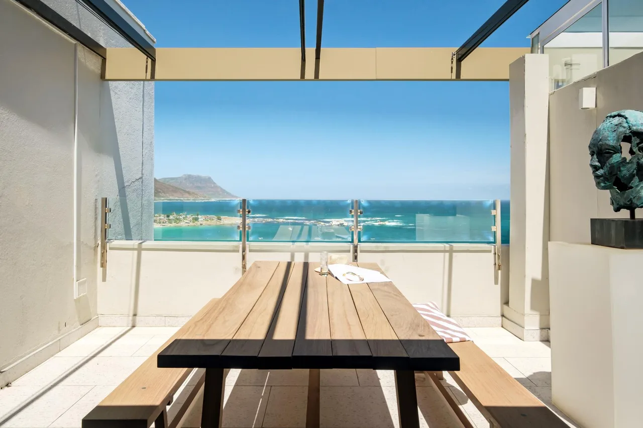 Penthouse with Sea Views in Cape Town photo 2