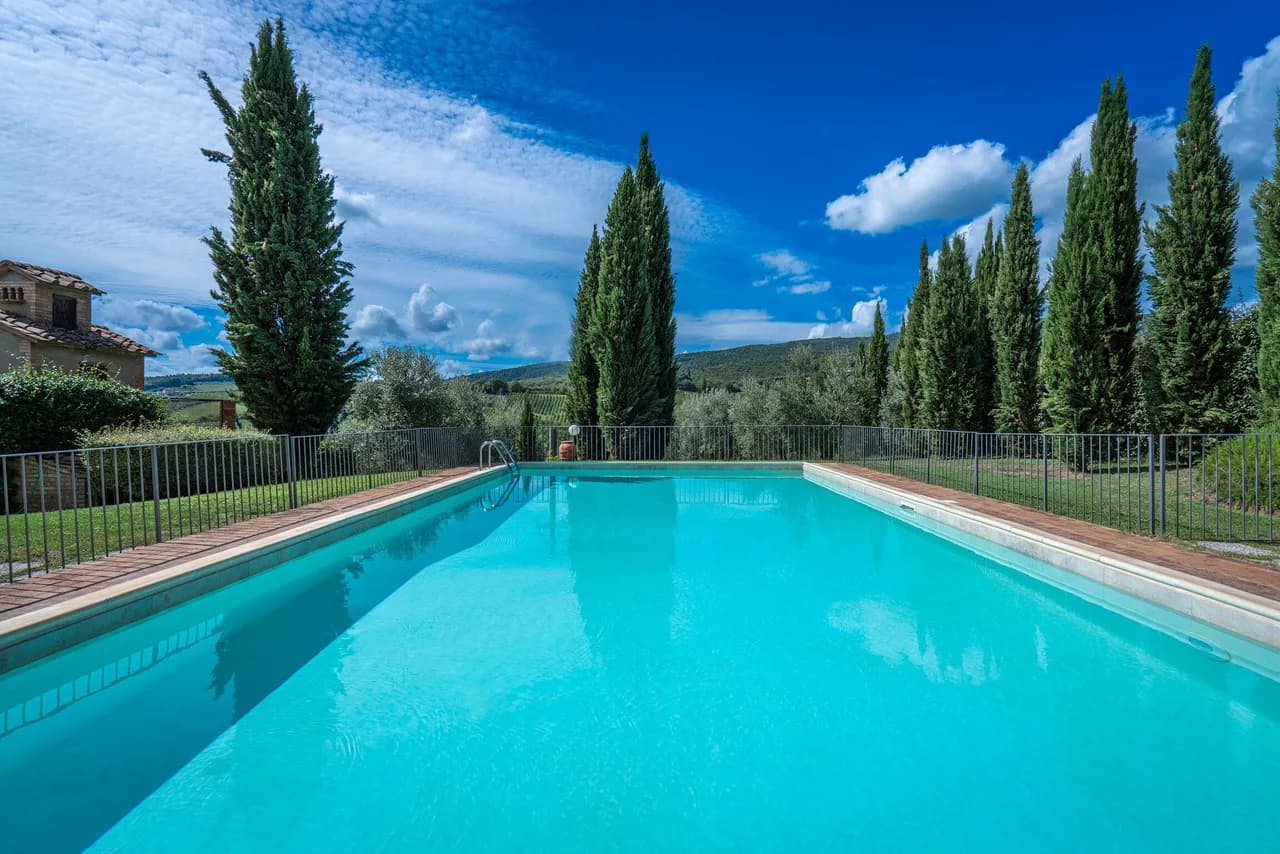 Tranquil Countryside Villa with Pool in Tuscany photo 2