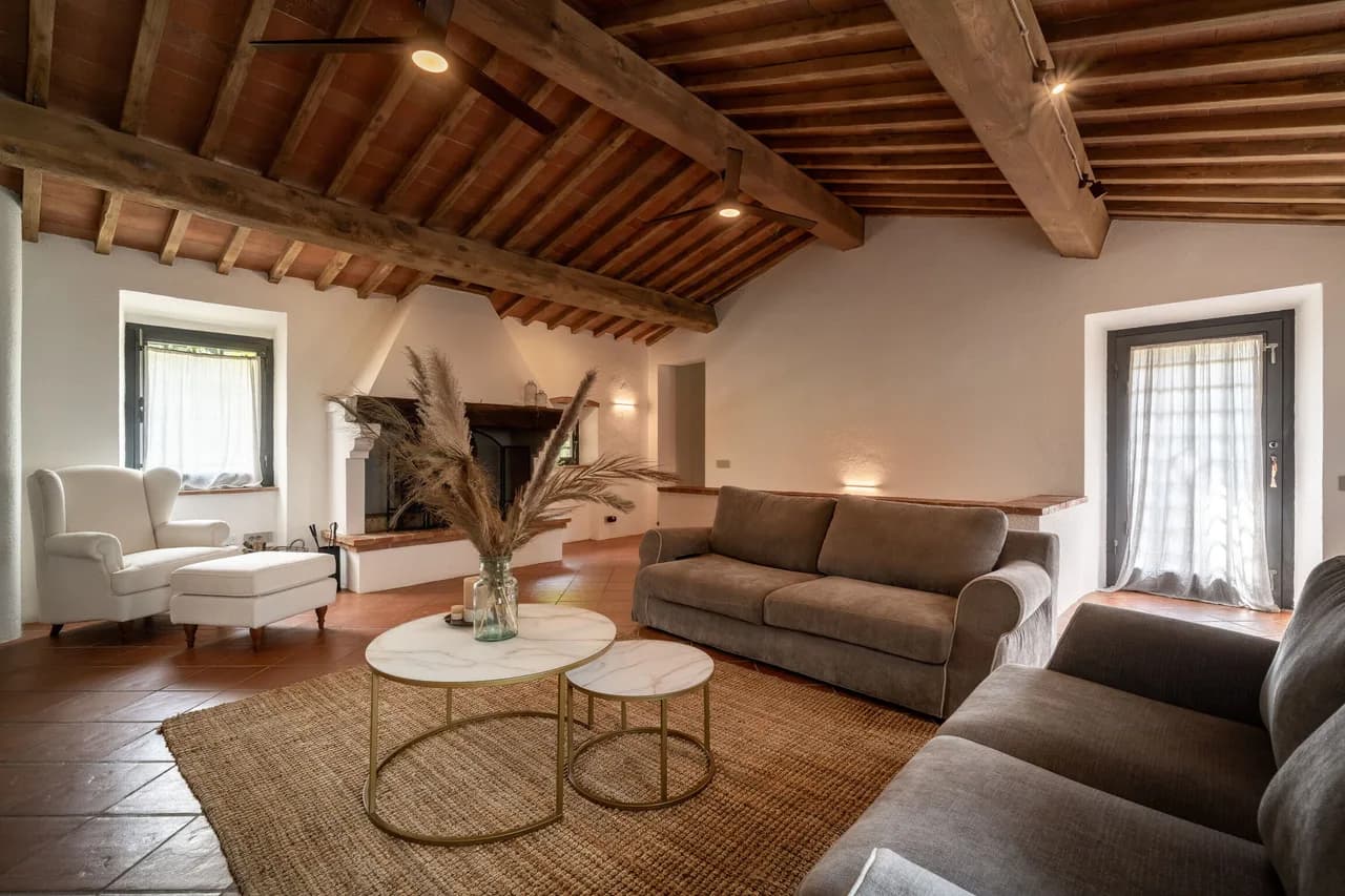 Scenic Country House with Pool in Tuscany photo 5