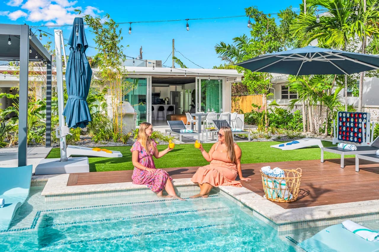 Waterfront Seven Bedroom Villa in Soroka Shores, foto 3