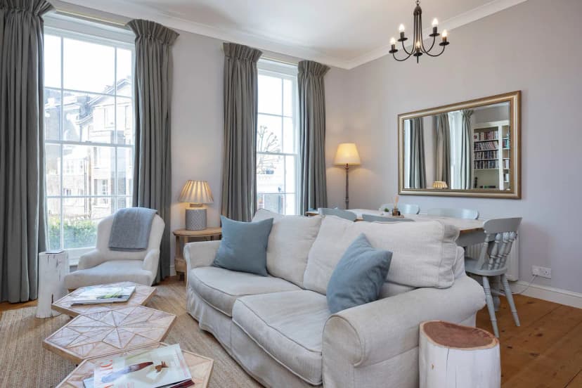Rooftop Terrace Three Bedroom Villa in England