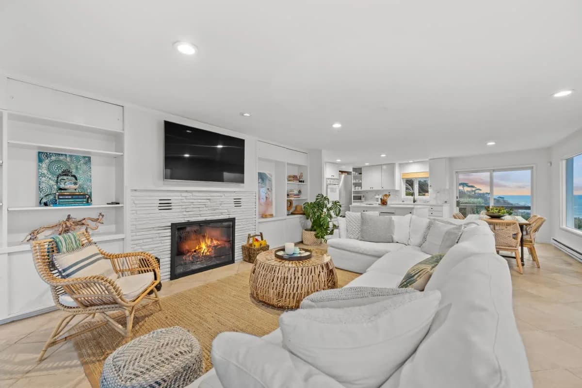 Oceanfront Home with 180° Views in Montara, California, foto 4