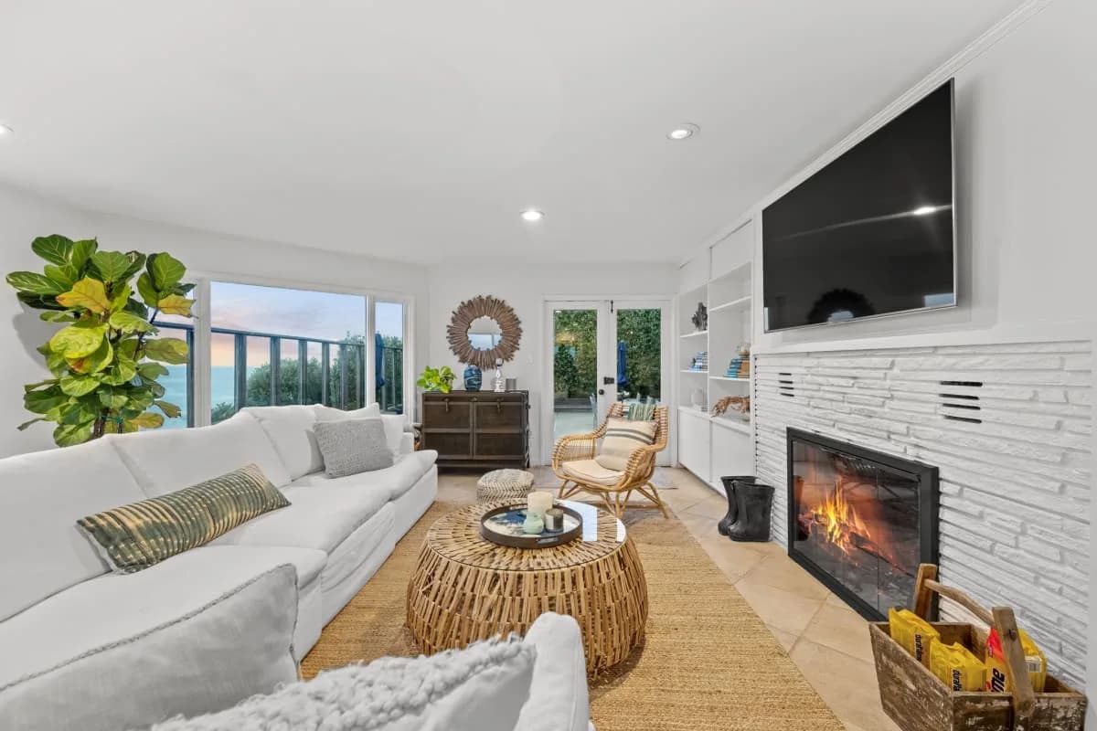 Oceanfront Home with 180° Views in Montara, California, foto 5