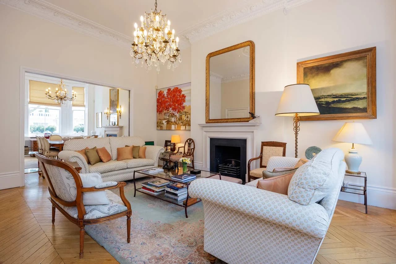 Elegant Townhouse with Terrace in London, Foto 2