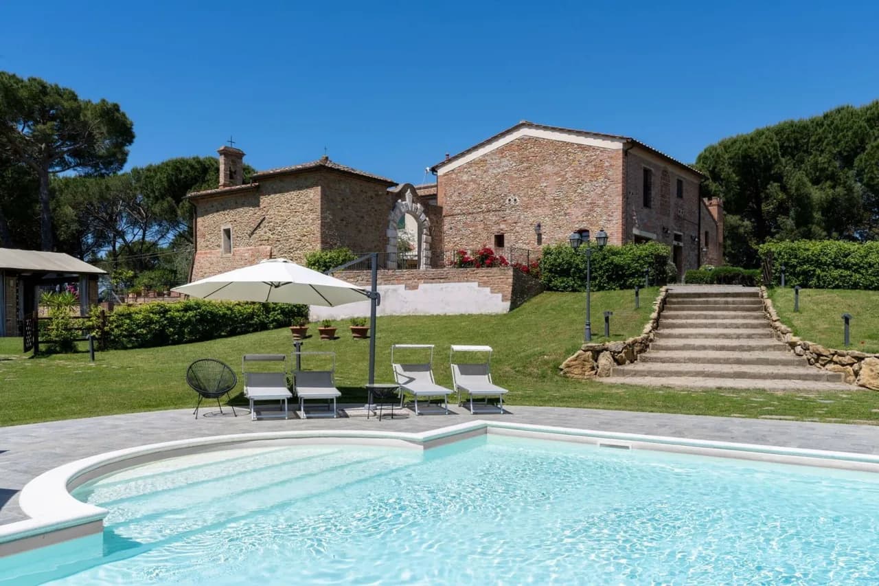 Poolside Two Bedroom Apartment in Peccioli, Foto 2