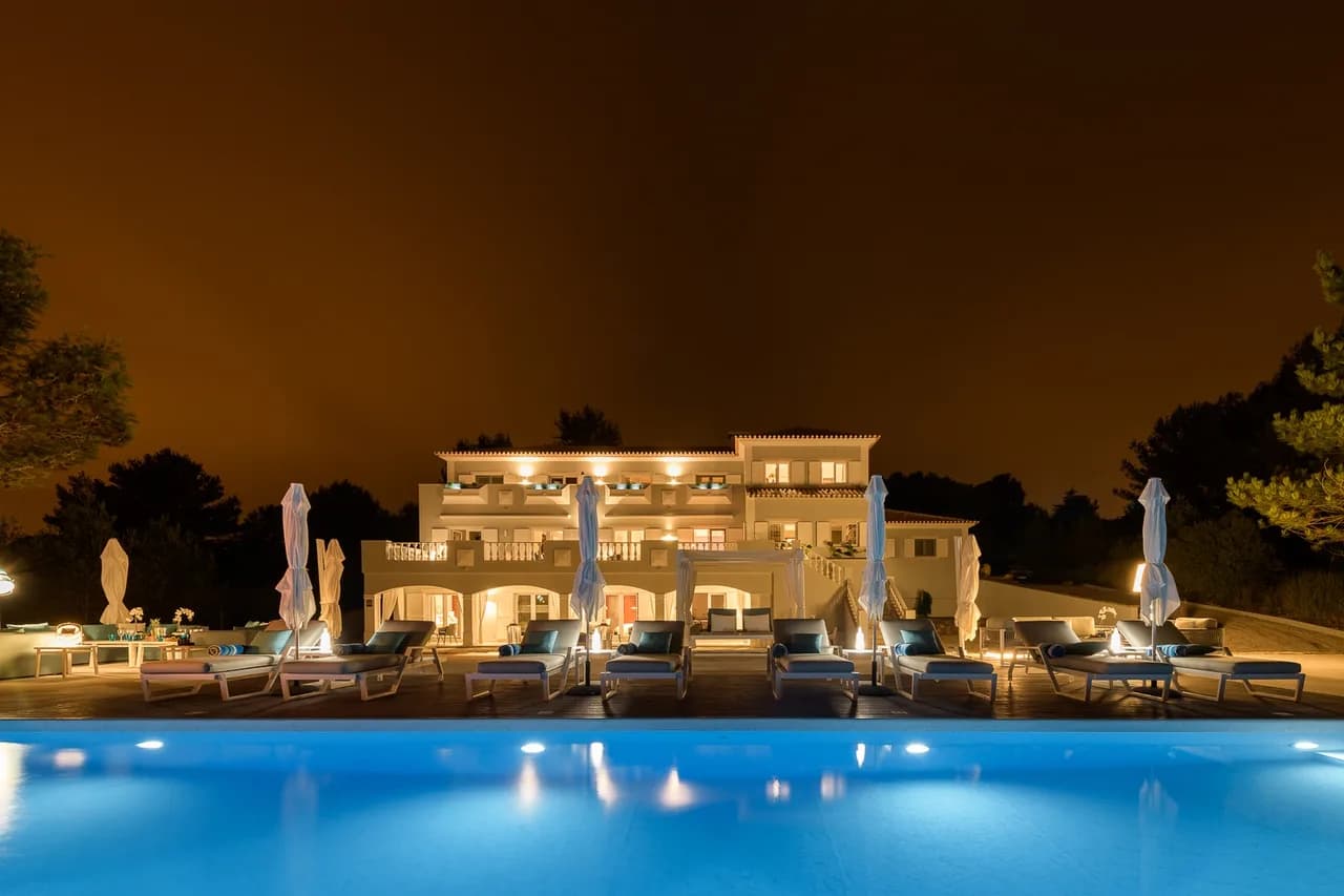Heated Salt Pool Villa in Sintra, Foto 4
