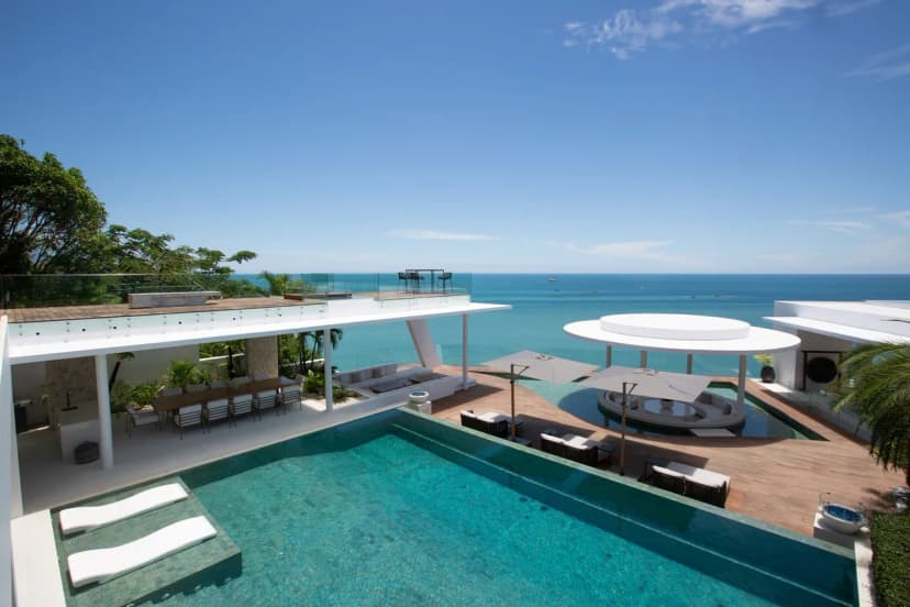 Full-Service Villa with Cinema in Koh Samui