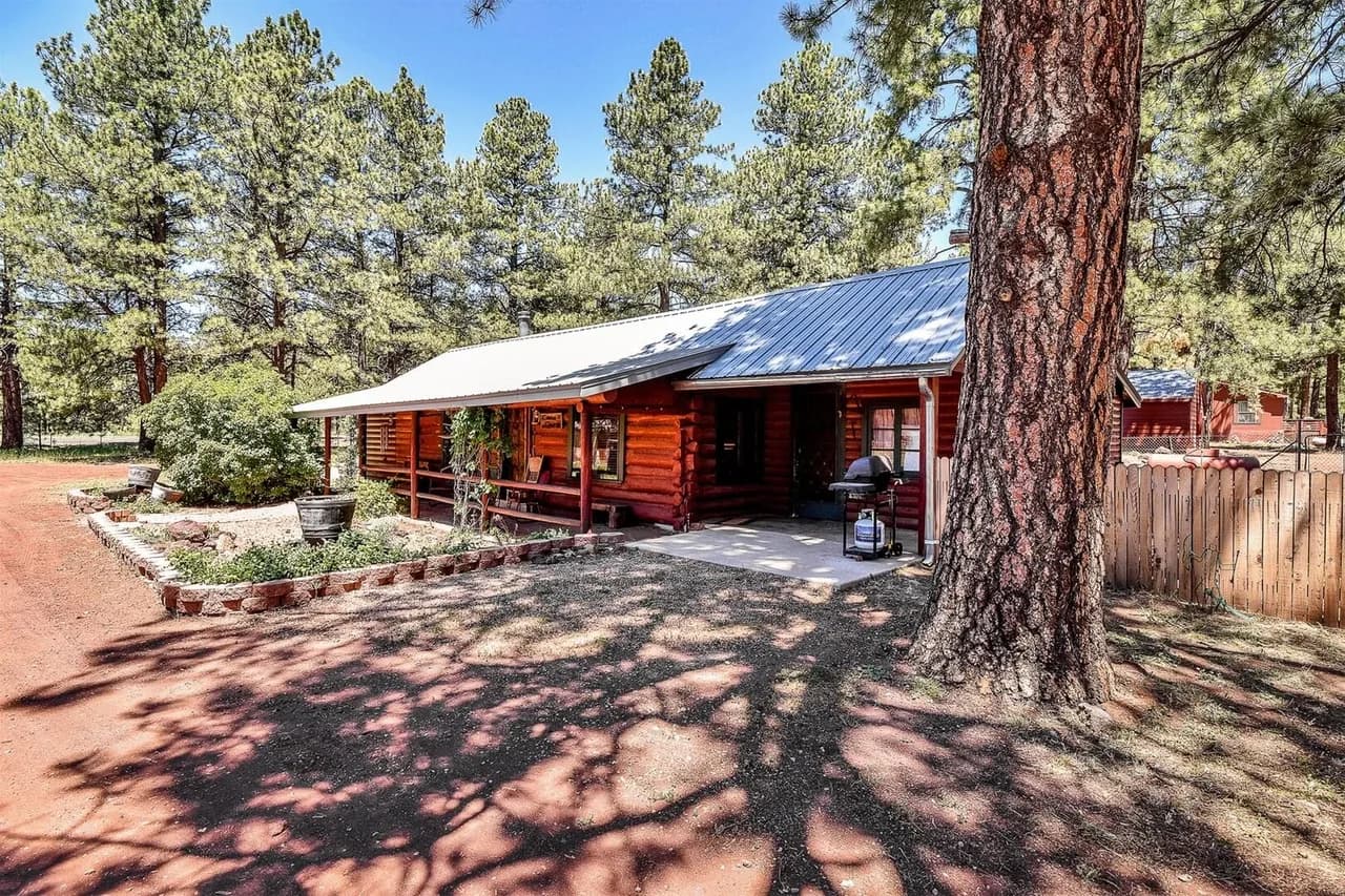 Retiro en Spring Valley | 5 Cabañas Históricas | Capacidad para 24 | Cerca del Gran Cañón y Flagstaff, foto 2