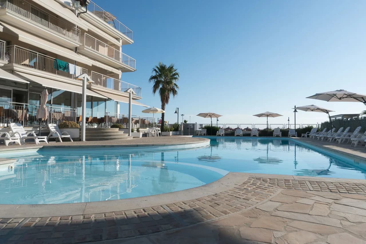 Residence Roseto, Pool, Seaview, Abruzzo - Casa Del Mar