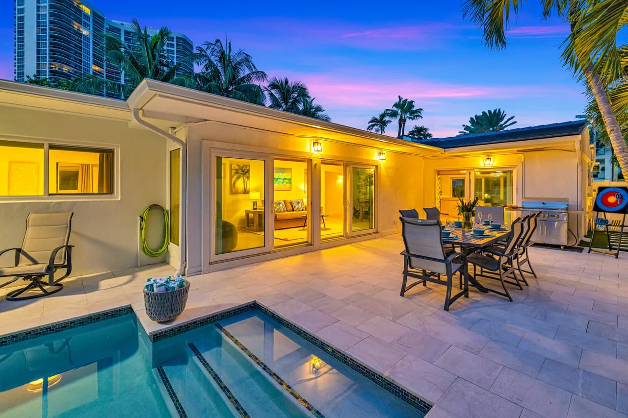 Steps to Beach Three Bedroom Villa in Fort Lauderdale, foto 3