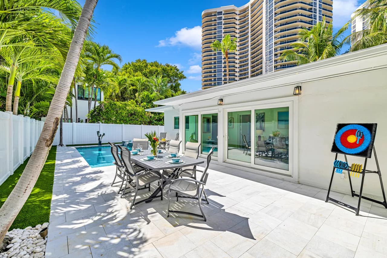 Steps to Beach Three Bedroom Villa in Fort Lauderdale, foto 4
