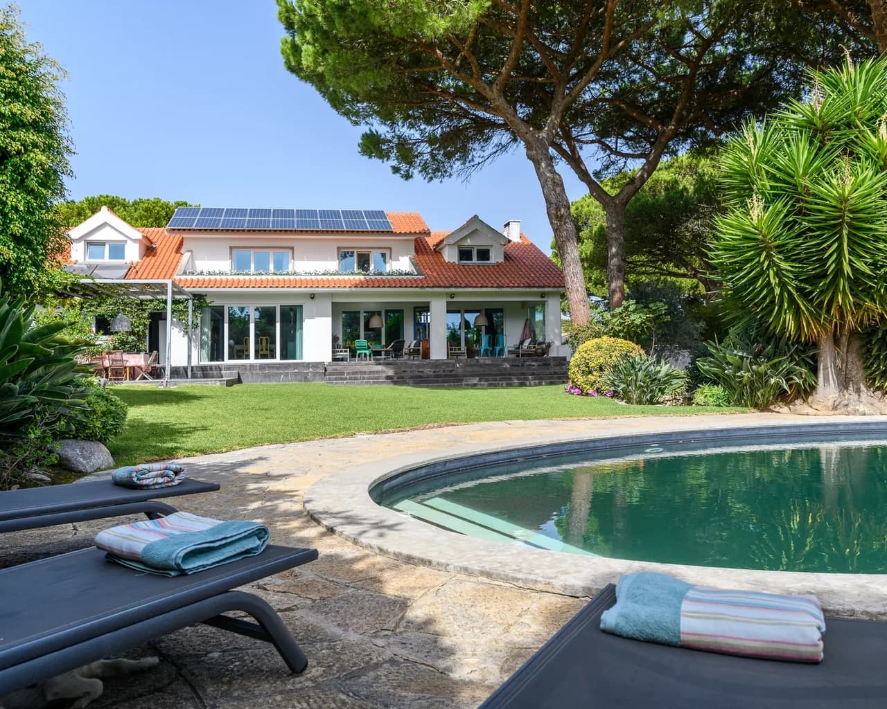Spacious Seven-Bedroom Villa in Cascais, Foto 2