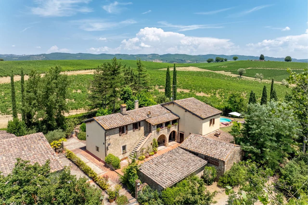 Private Pool Villa in Lornano, Tuscany photo 5