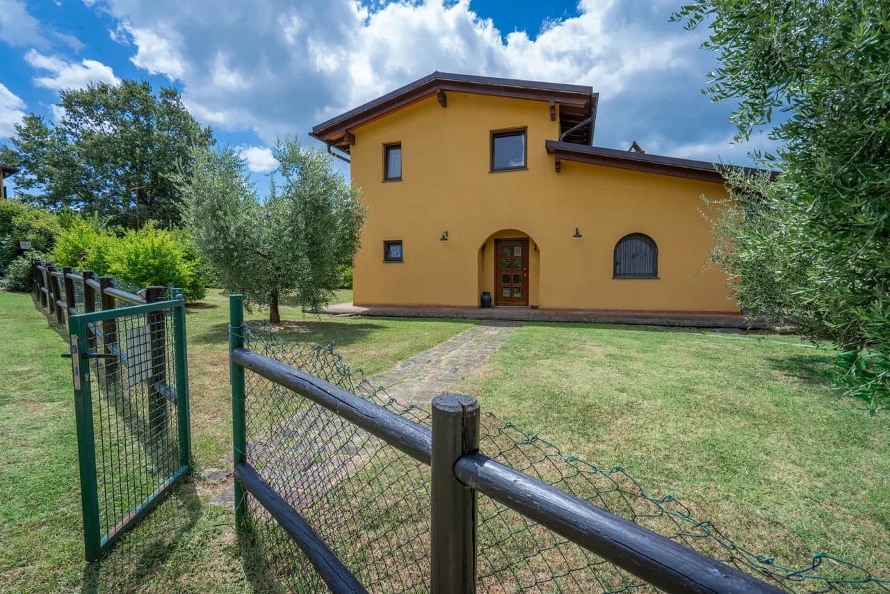 Poolside Villa in San Miniato, Foto 5