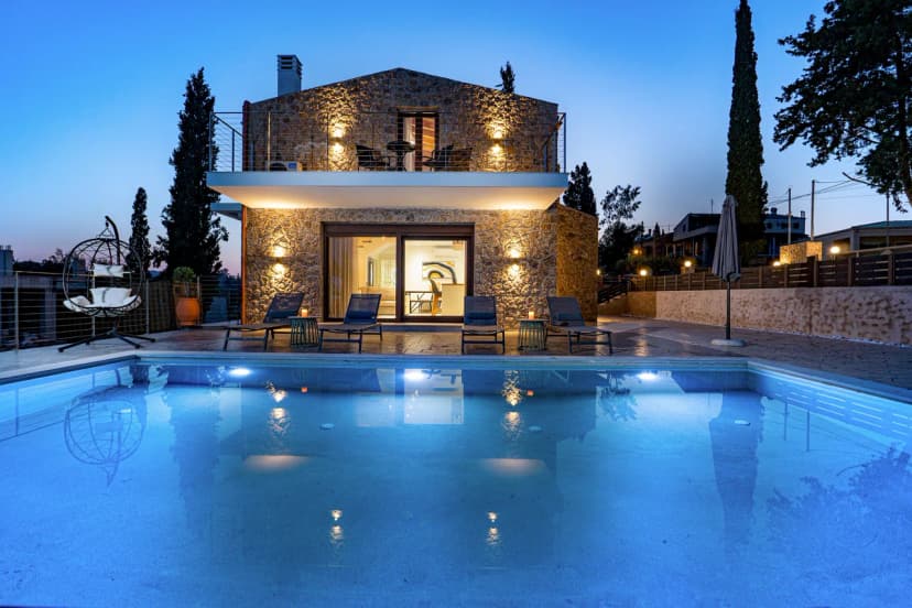 Charming Terrace Villa in Corfu