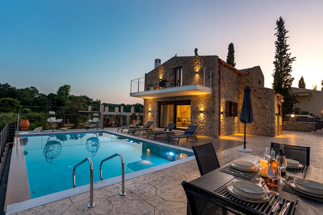 Terrace Three Bedroom Villa in Ionian Islands, photo 2