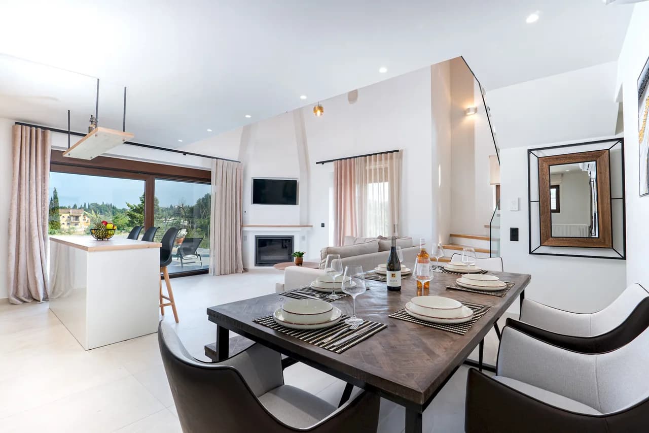 Terrace Three Bedroom Villa in Ionian Islands, photo 5