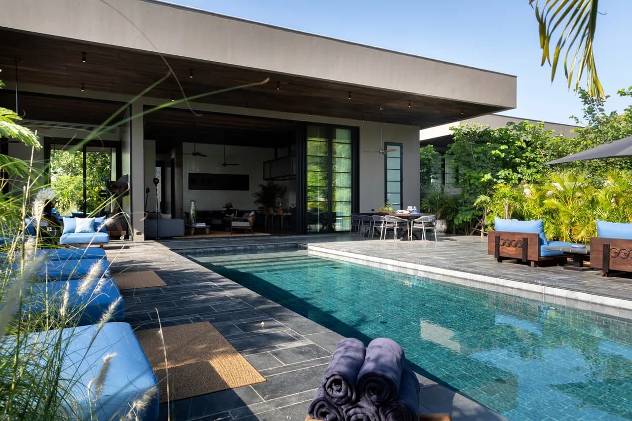 Beachfront Three Bedroom Villa in Baan Plai Laem, foto 3