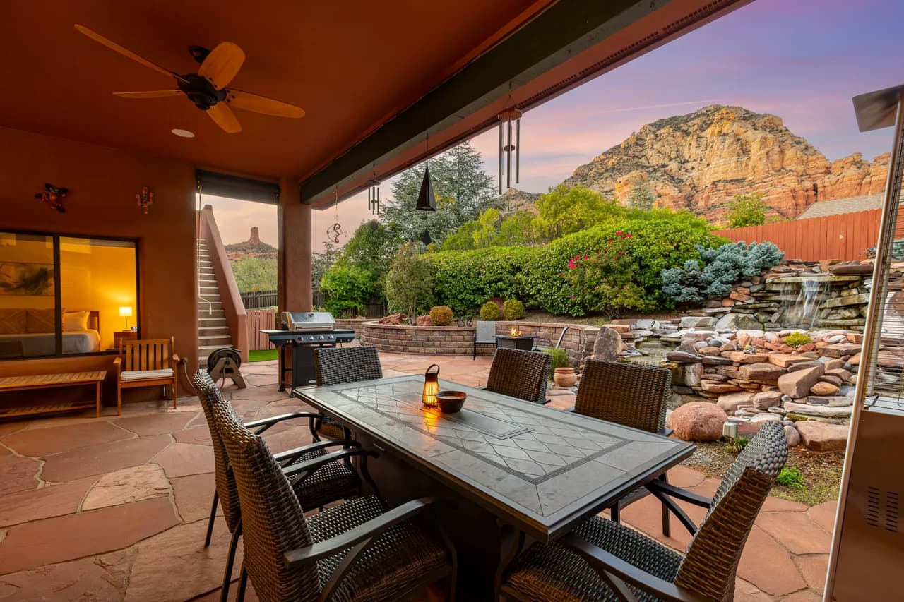 Rooftop Hot Tub & Epic Red Rock Views photo 5