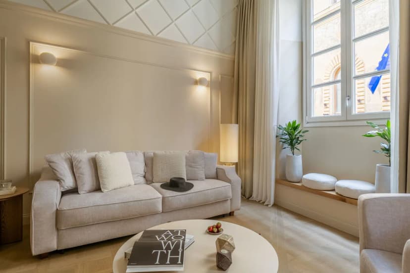 Elegant Apartments Near The Duomo - Deservi Elegant Apt. Giotto