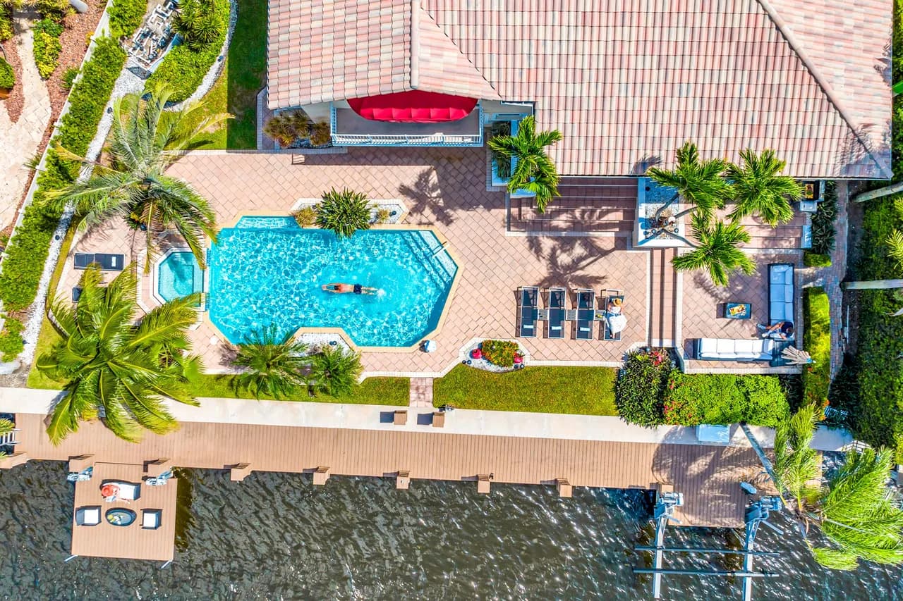 Waterfront Villa with Heated Pool in Fort Lauderdale photo 4