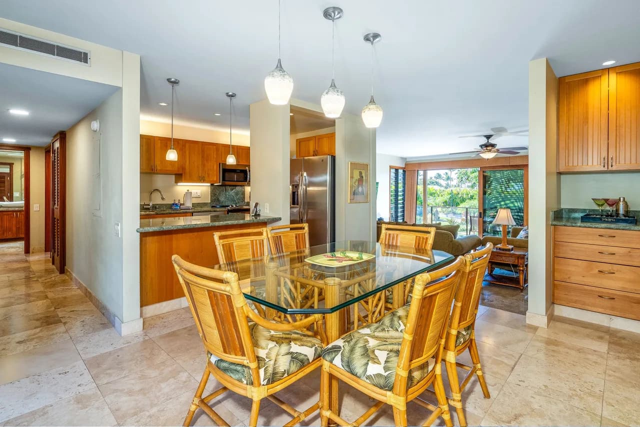 Ocean View Luxury Condo in Wailea Maui photo 2