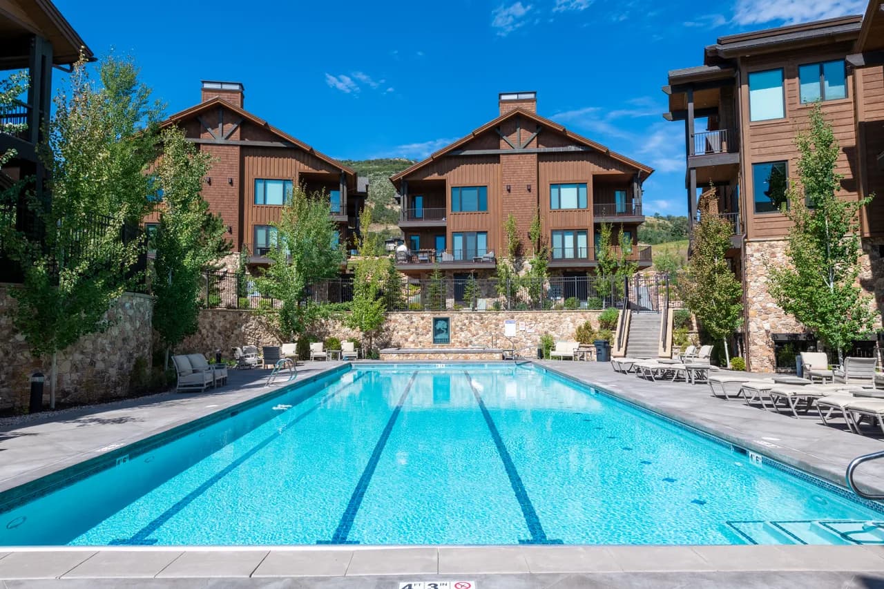 Casa adosada en campo de golf con piscina en Park City, foto 4