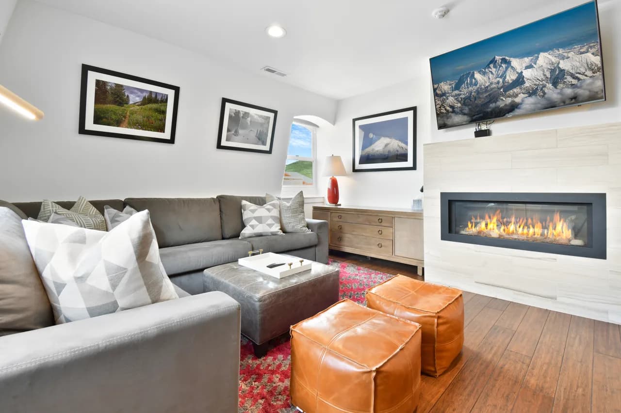 Fußweg zum Skifahren, atemberaubendes Penthouse im obersten Stockwerk an der Park City Base, professionell dekorierte Luxus 3BR, Foto 3