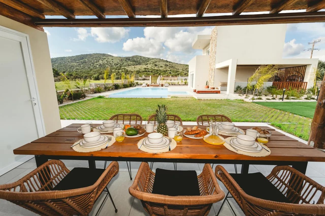 Aiolia Villa photo 4