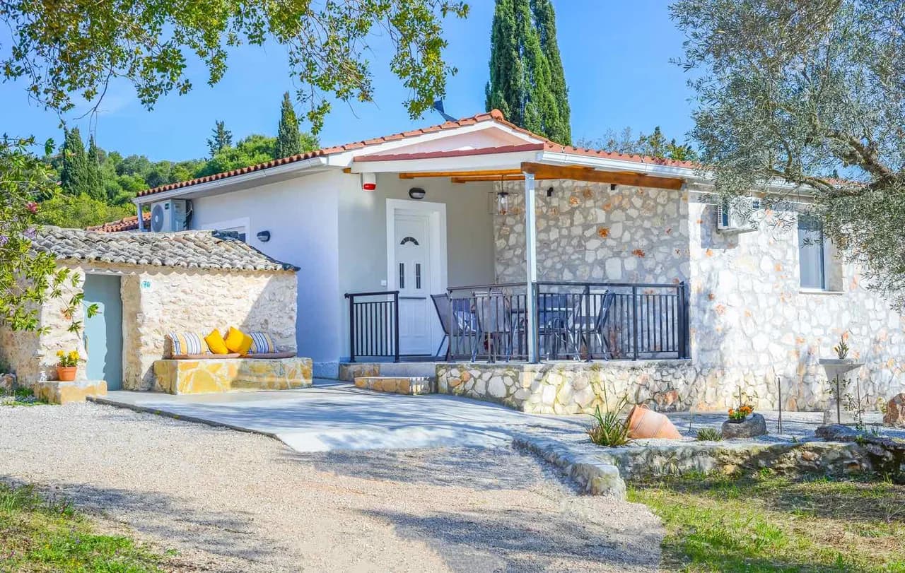 Green Oak Villa photo 2