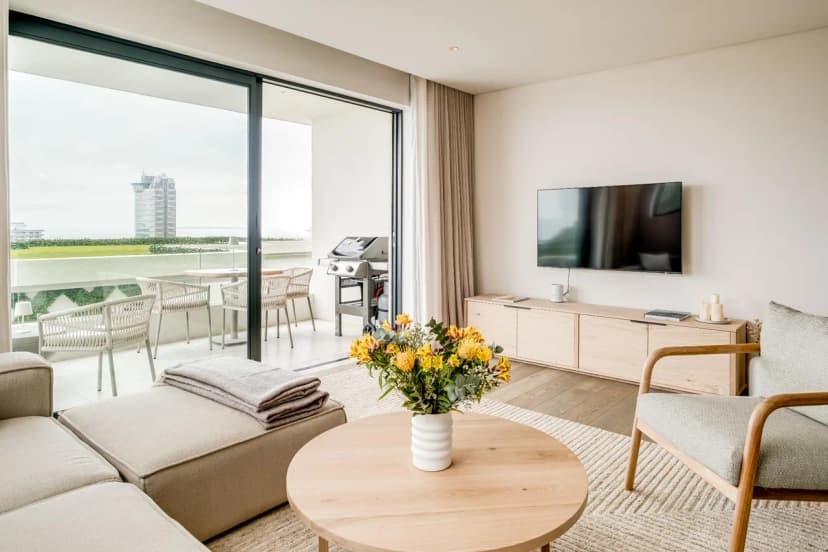 Ocean View 1bed Apartment in Sea Point Marlo Cove