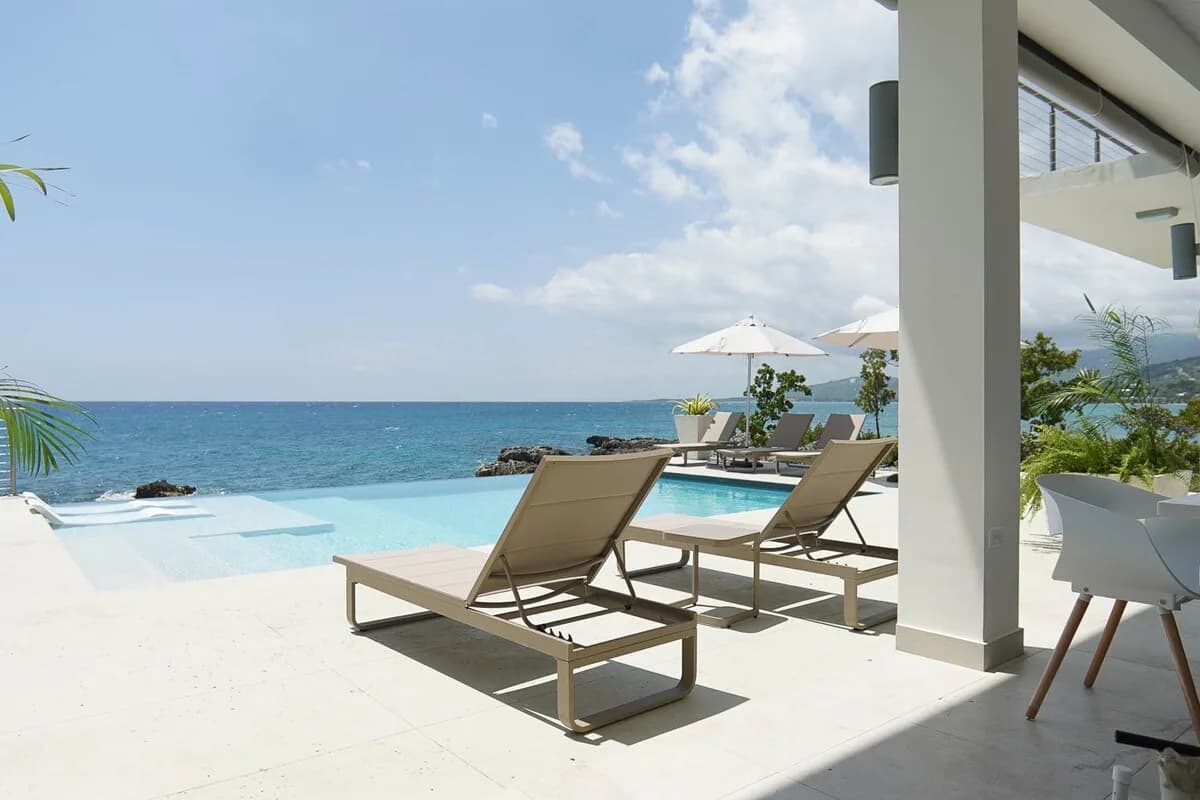 Santosha - 10BR Beach Front Luxury Villa, foto 4