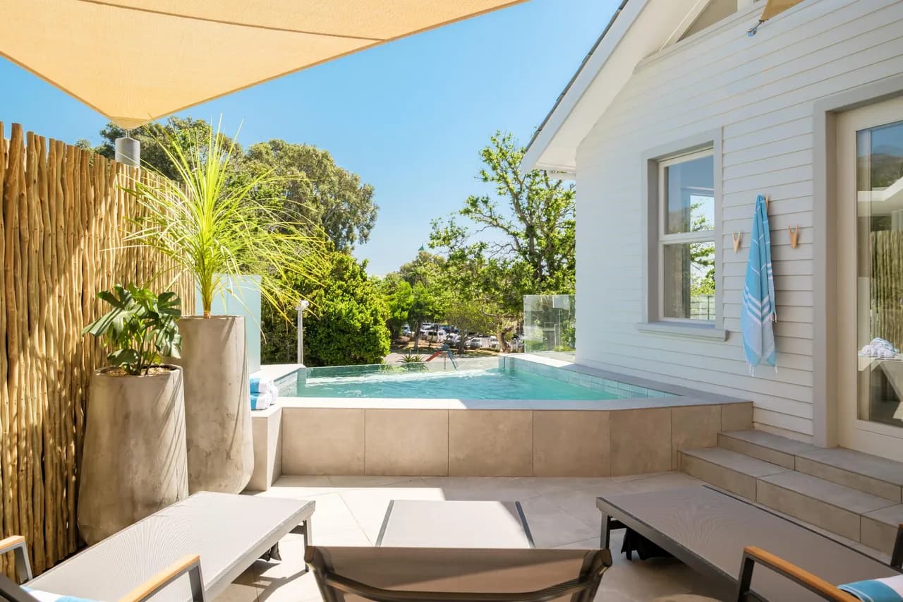 Beachfront Six Bedroom Villa in Camps Bay, Foto 2