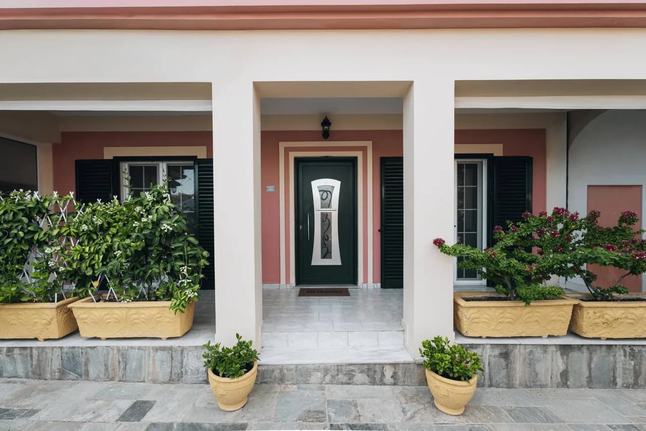 Outdoor Pool Three Bedroom Villa in Neromylos, foto 2