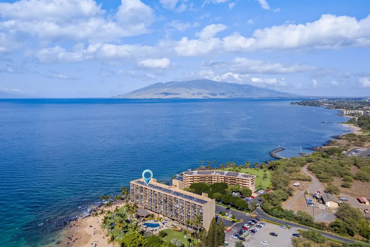 Mana Kai 304 - Renoviertes Oceanfront 2BR/2BA Condo, Split AC, Strandzugang, Ausblicke, Foto 4