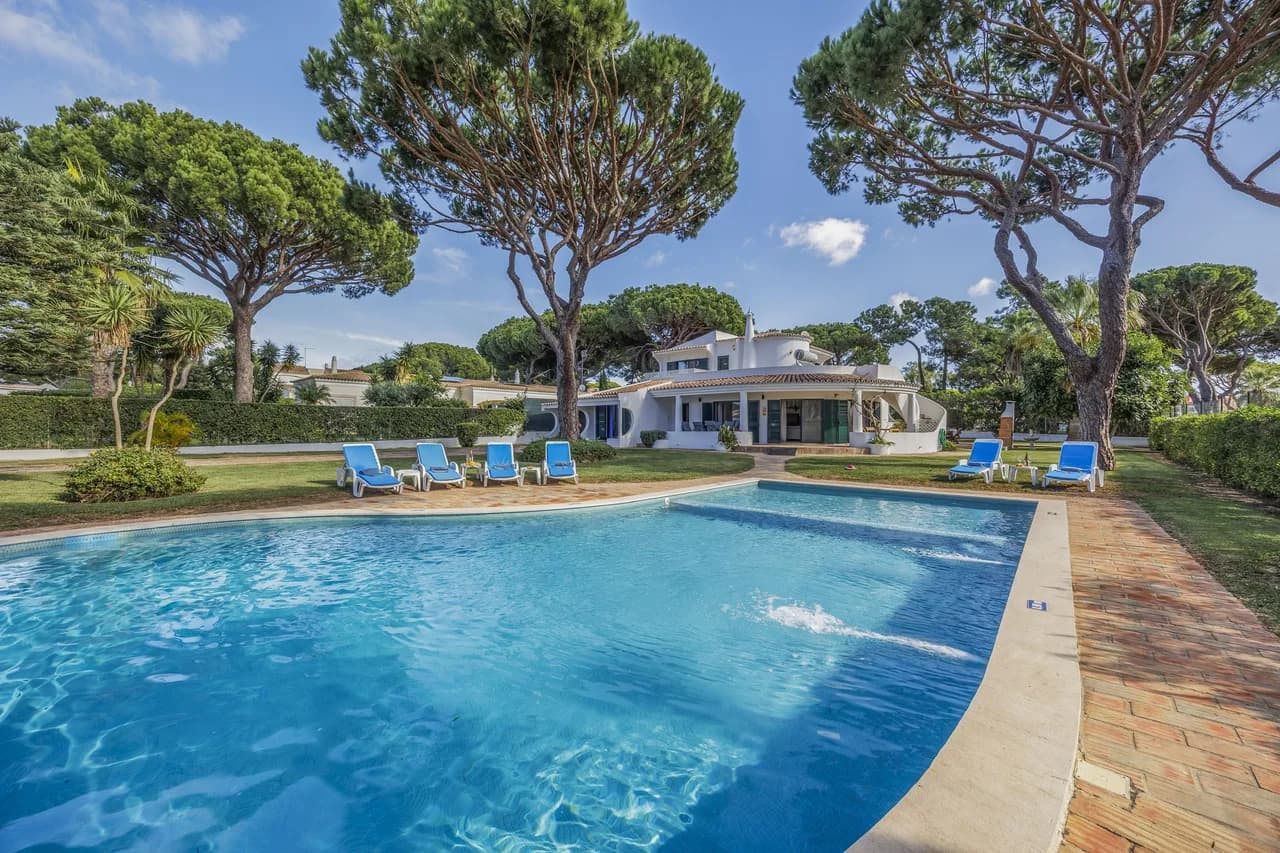 Stylish Three Bedroom Retreat in Algarve photo 2